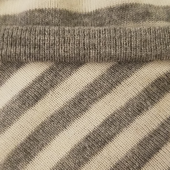 Gap Scoop Neck Striped Tee - Picture 4 of 4